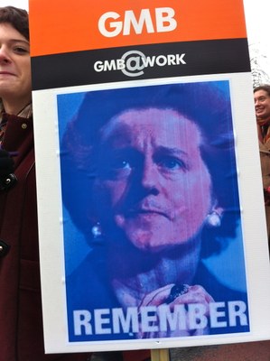 Cameron som Thatcher Cameron som Thatcher